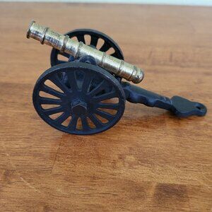 Vintage Brass Cast Iron Mini Cannon Artillery Civil War Toy Figurine Metal T3